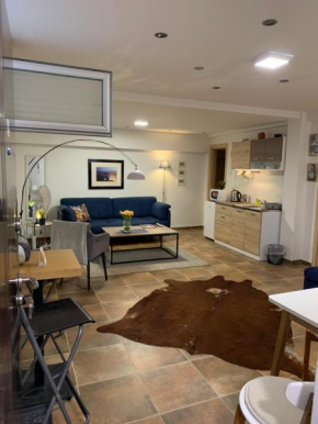 A6 Apartment